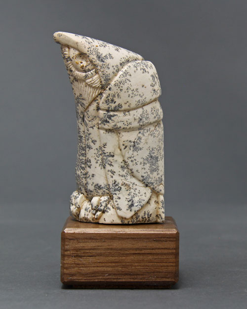 A larger photo of dendritic Soapstone Owl #16 by Clarence P. Cameron of Madison, Wisconsin