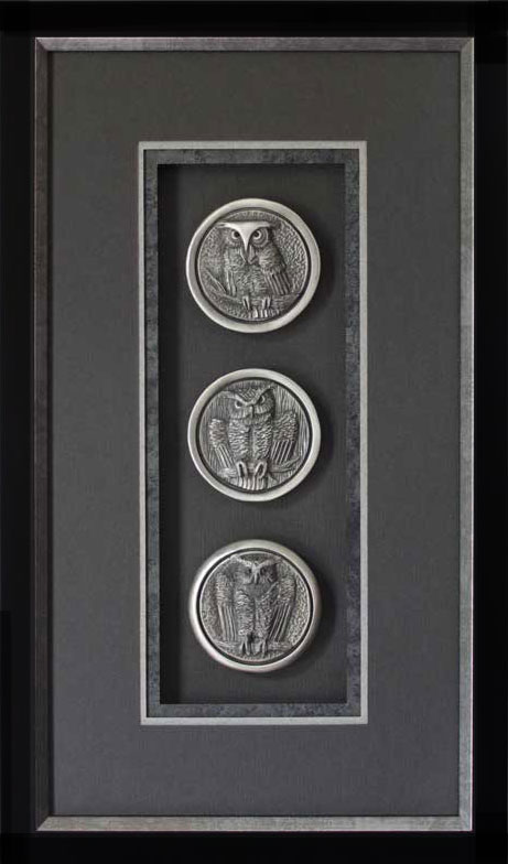 A larger photo of the Medallion Threesome